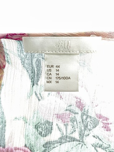 44 Beden çeşitli Renk H&M Kısa Elbise %70 İndirimli.