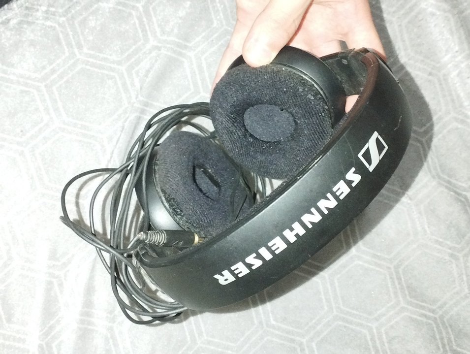 Gri Kulaklık - Görsel 2