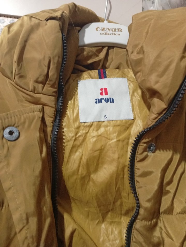 Düğmeli Parlak Kahverengi Midi Kadın Mont - Görsel 4