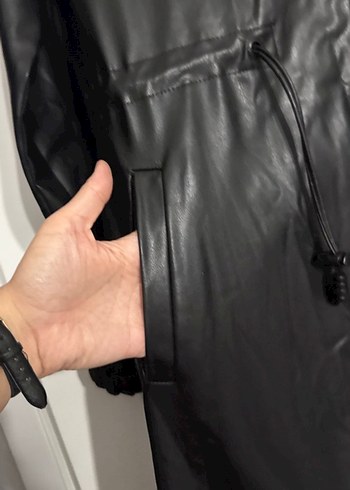 Siyah  Uzun Deri Kadın Kaban - Görsel 4