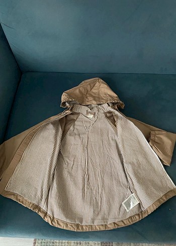 H&M Bej Kapüşonlu Erkek Çocuk trençkot-yağmurluk - Görsel 3