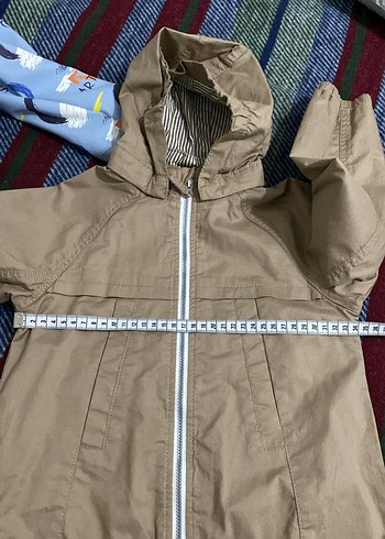 H&M Bej Kapüşonlu Erkek Çocuk trençkot-yağmurluk - Görsel 6