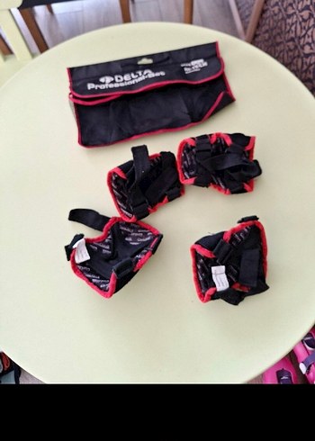 Delta Biker Dizlik Seti - Kırmızı - Görsel 2