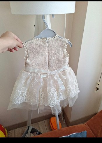 24-36 Ay Beden Kız Çocuk Krem Dantelli Straplez Elbise