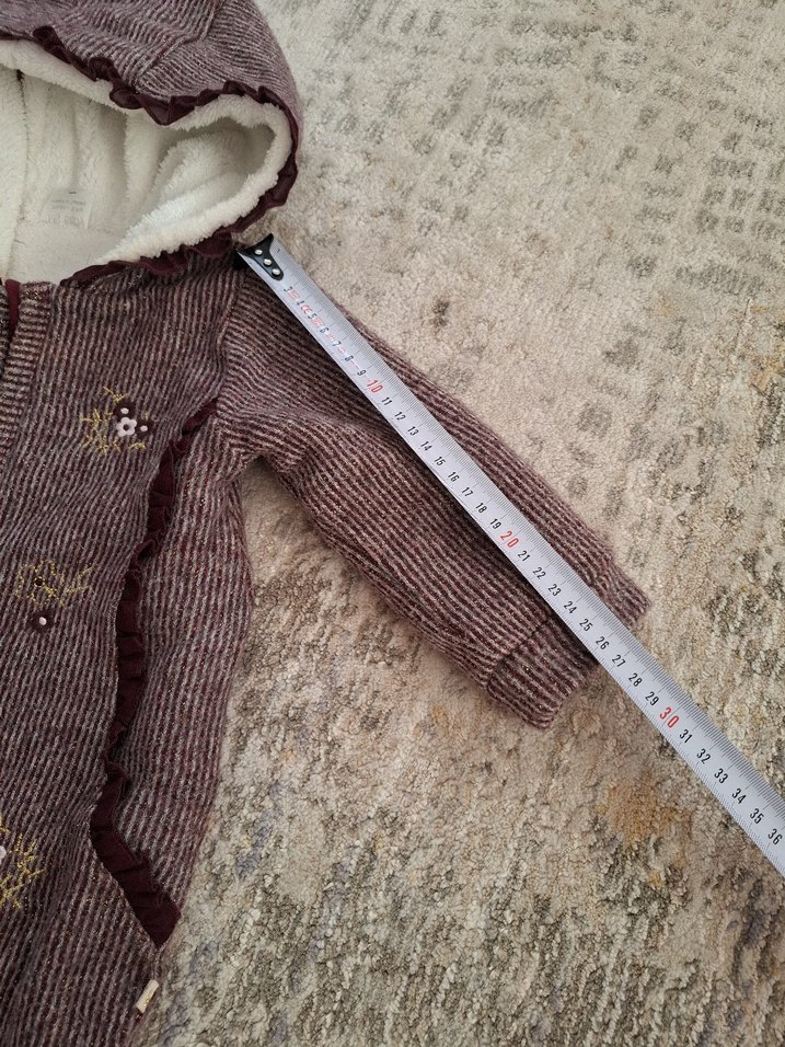 Kapüşonlu Örgü Kahverengi Kız Bebek Tulumu - Görsel 5