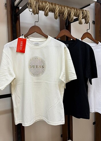 Guess t-shirt - Görsel 4