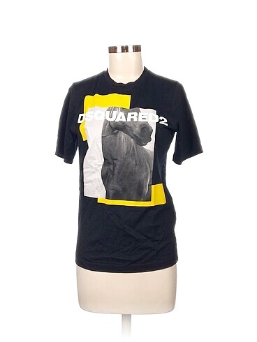 DSquared2 T-shirt %70 İndirimli.