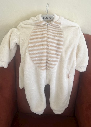 Beyaz Erkek tavşanlı tulum - Görsel 3