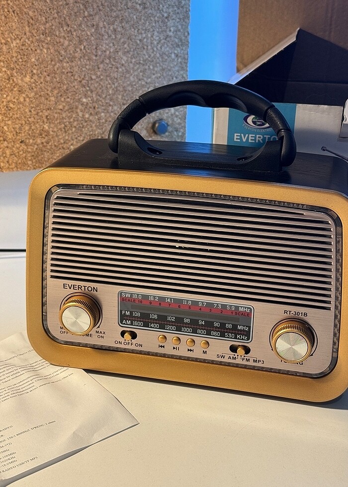 Everton Kutulu Taşınabilir Radyo - Görsel 2