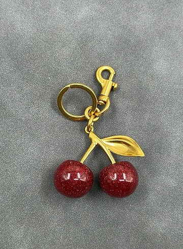 Beden Kiraz model aksesuar charm