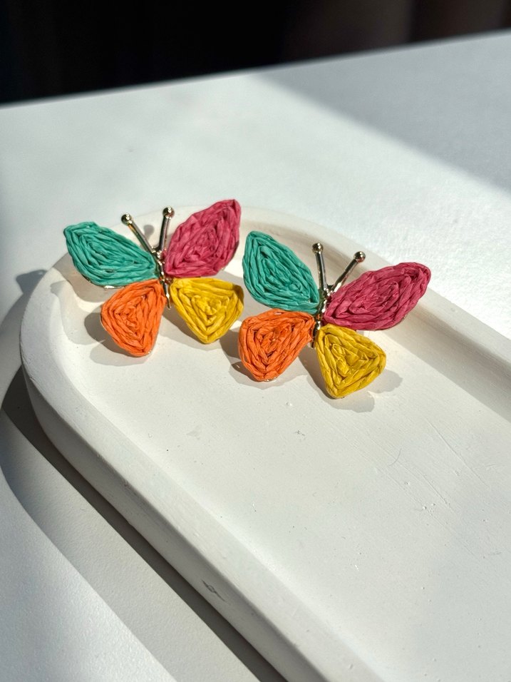 Şık kelebek küpe - Görsel 3