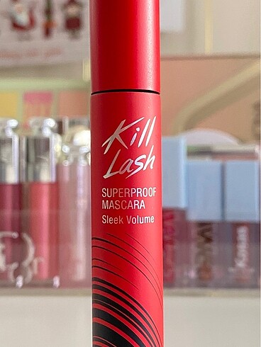 Diğer Clio Kill Lash Superproof Maskara Sleek Volume Siyah