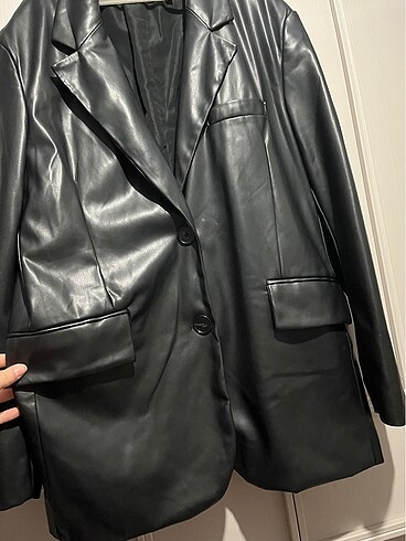 Bershka deri blazer