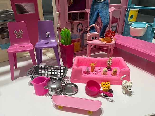barbie evi