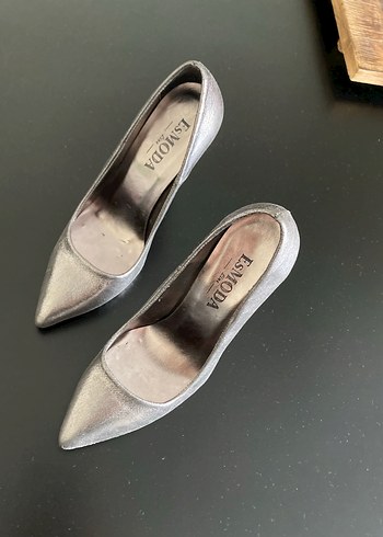 Gri Parlak Stiletto Kadın Topuklu Ayakkabı - Görsel 3