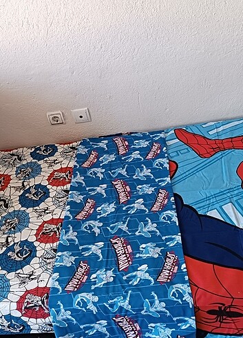  Beden örümcek adam nevresim seti
