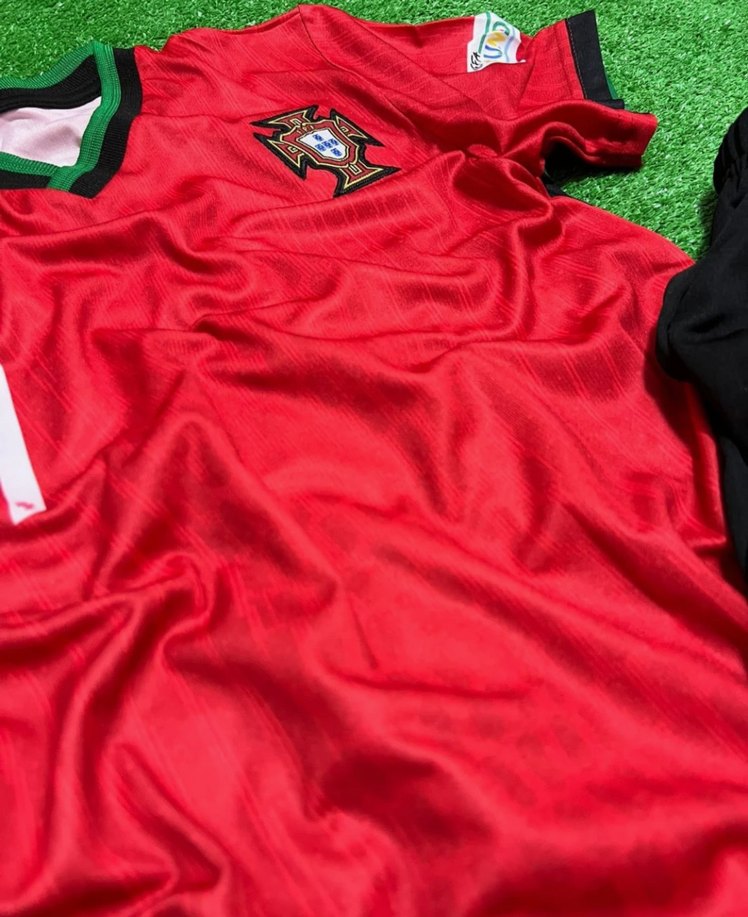 Kırmızı Ronaldo Baskılı Erkek Spor Forması - Görsel 3