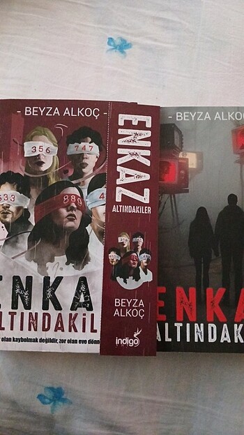 Beden Renk Enkaz altındakiler 1-2 ciltsiz