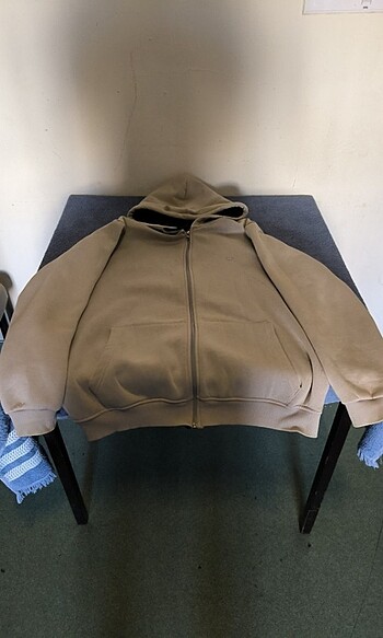 Erkek kapüşonlu sweatshirt. Beden XL