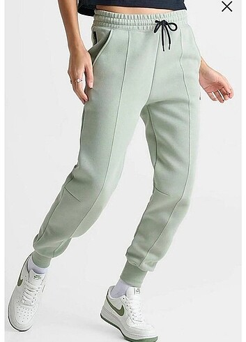 l Beden Nike