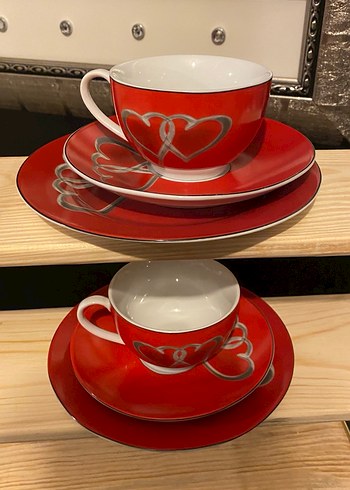 Kırmızı Kalp Desenli İkili Fincan ve Tabak Seti - Görsel 2