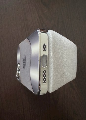 Parlak Gri Telefon Kılıfı - Görsel 4