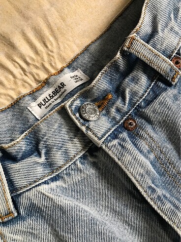 34 Beden mavi Renk Pull bear yırtık pantolon