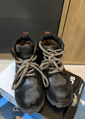 Kamuflaj Desenli Erkek Bot - Görsel 4