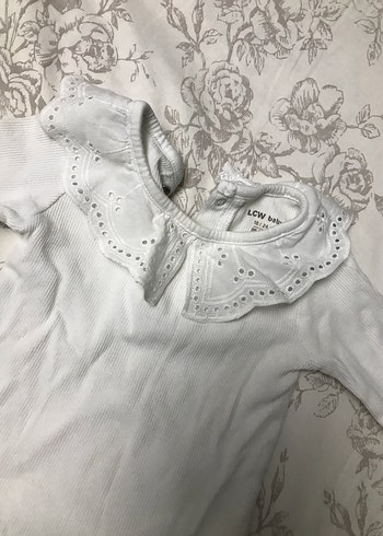 Dantel Detaylı Beyaz Uzun Kollu Bebek Body - Görsel 2