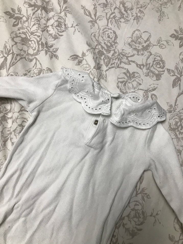 Dantel Detaylı Beyaz Uzun Kollu Bebek Body - Görsel 4