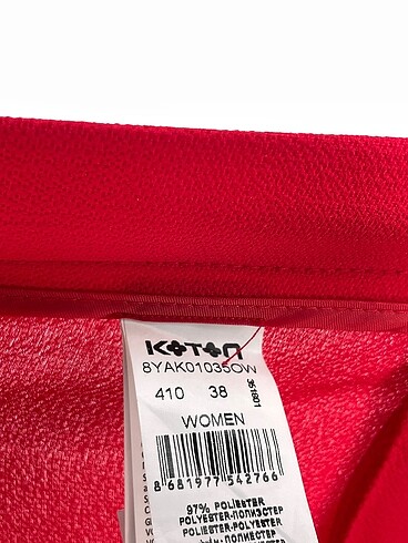 38 Beden kırmızı Renk Koton Mini Şort %70 İndirimli.