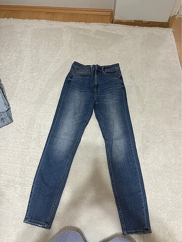 Stradivarius pantolon