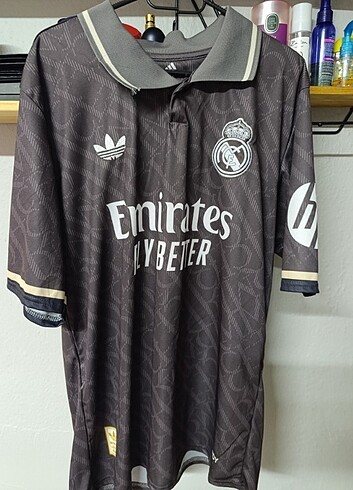 Real Madrid Valderde Forması