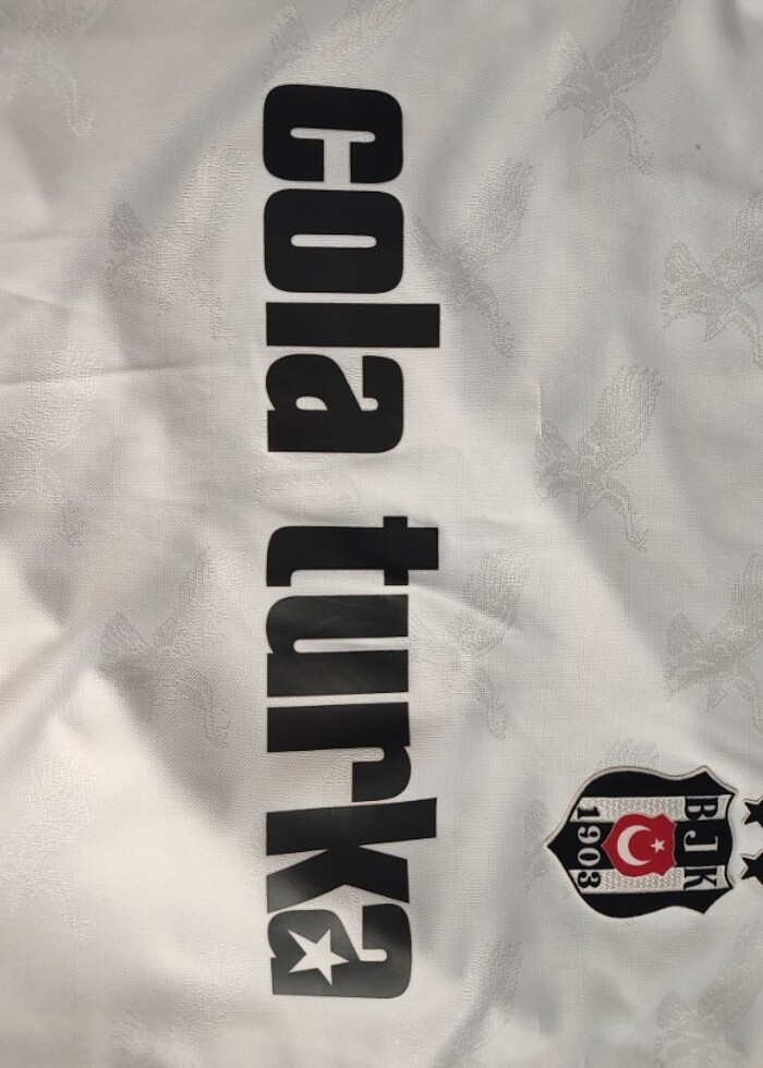 Beşiktaş 2010-2011 Beyaz Forma - Görsel 5