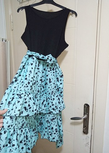 Kolsuz Renkli Elbise - Görsel 3