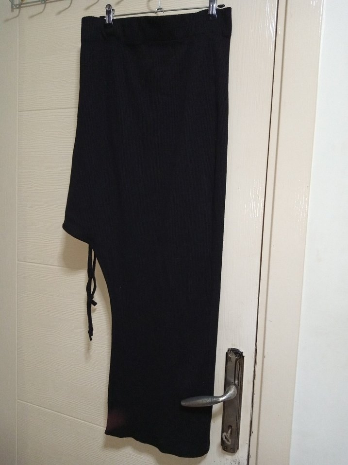 Siyah  Yan Yırtmaçlı Kadın Uzun Etek - Görsel 2