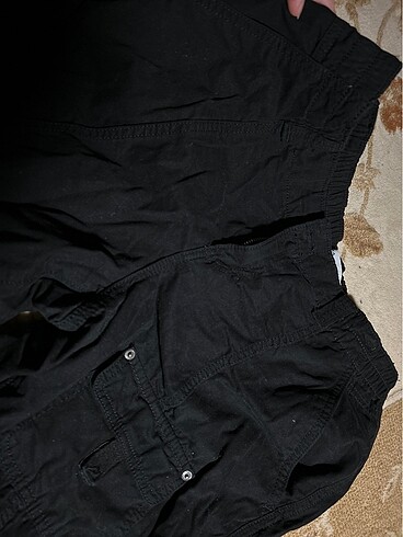 l Beden siyah Renk BERSHKA PANTOLON