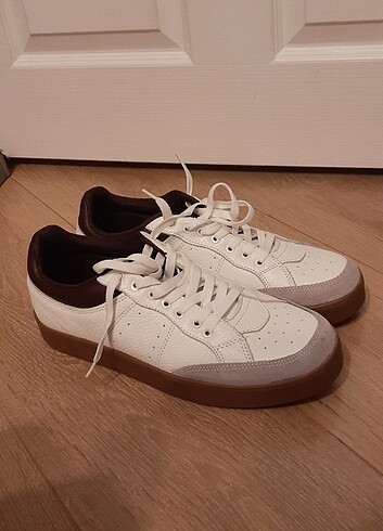FABRİKA SNEAKER