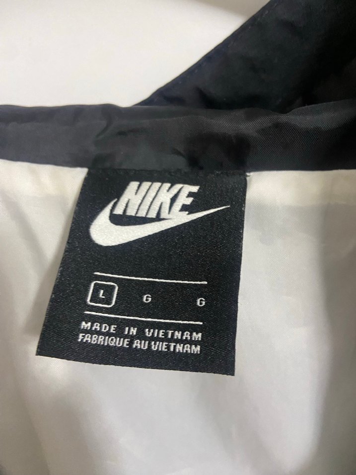 NikeAir Gri Kapüşonlu Uzun Kollu Erkek Yağmurluk - Görsel 3