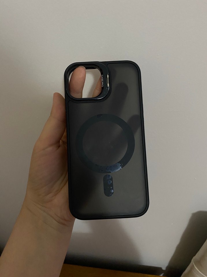 Düğmeli Siyah Sokak Stili Telefon Kılıfı - Görsel 2