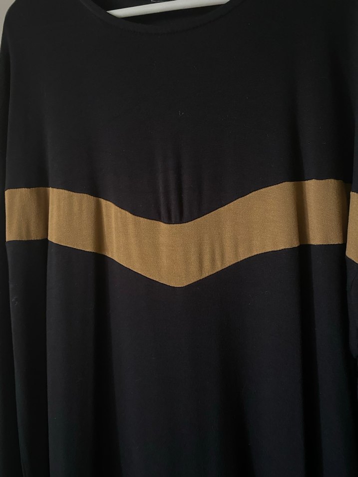 Siyah Uzun Kollu Tesettür Kadın Tunik - Görsel 2