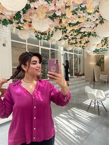 Saten gömlek