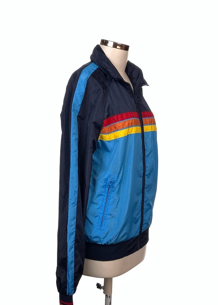 Bershka Spor Dış Giyim %70 İndirimli. - Görsel 2