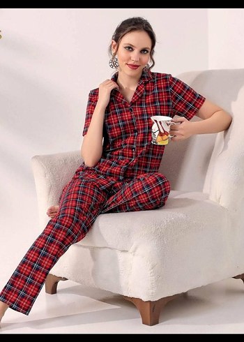 m Beden Kırmızı Kareli Kadın Pijama Takımı
