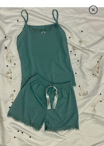 Diger Yeşil Mini Askılı Kadın Pijama Takımı