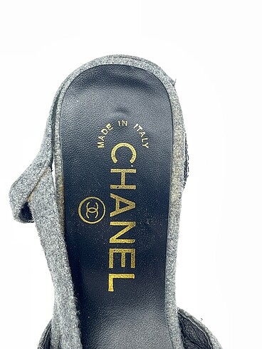 36 Beden gri Renk Chanel Babet %70 İndirimli.
