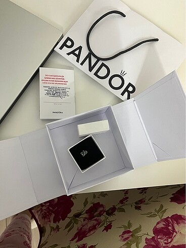  Beden Pandora charm