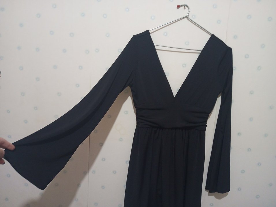 V Yaka Siyah Mini şortlu Elbise - Görsel 3