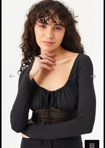 Siyah drapeli altı tül kadın bluz - Görsel 2