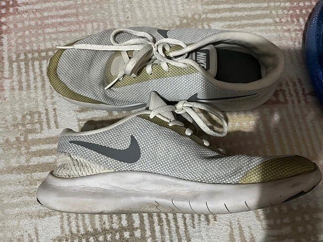 40 Beden gri Renk nike ayakkabı